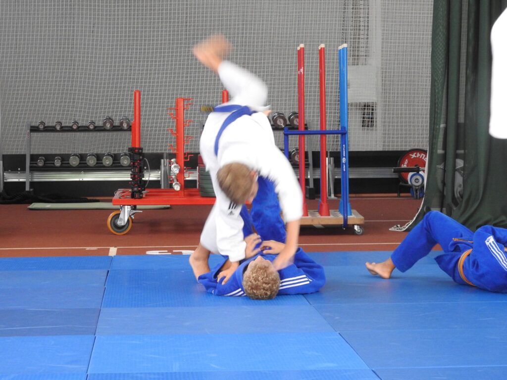 DF0D370C 8EB7 4B99 A4C8 23A67E8ECE3A • judolager für kinder & jugendliche von 10-18 Jahren