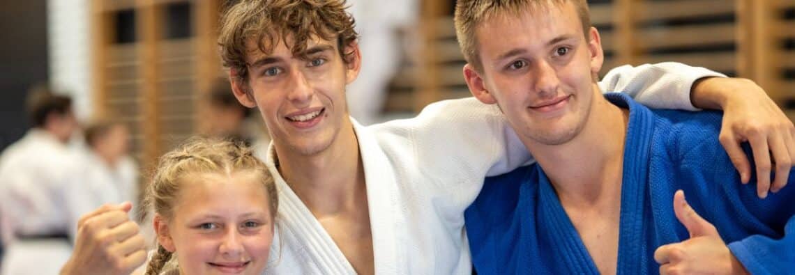 Header Anmeldung moeglich • judolager für kinder & jugendliche von 10-18 Jahren