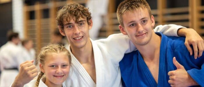 Header Anmeldung moeglich • judolager für kinder & jugendliche von 10-18 Jahren